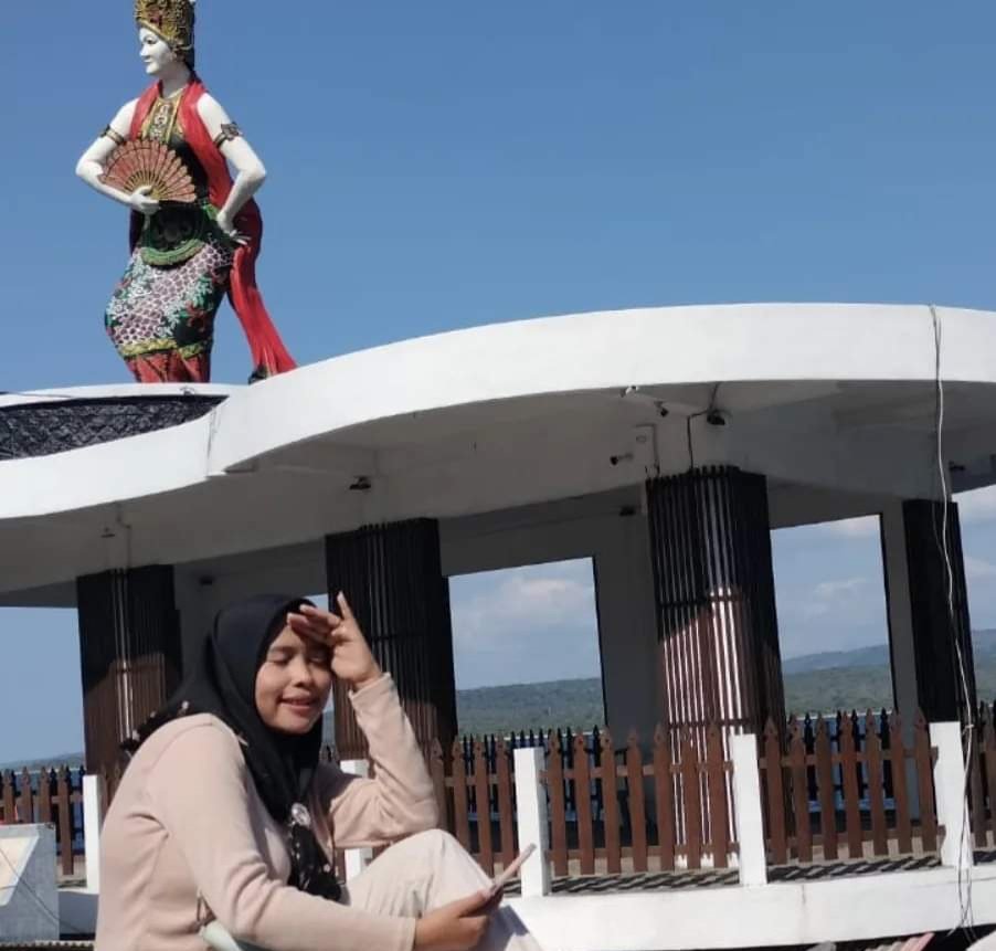 Patung Gandrung Watu Dodol Landmark Banyuwangi Paling Diburu Wisatawan