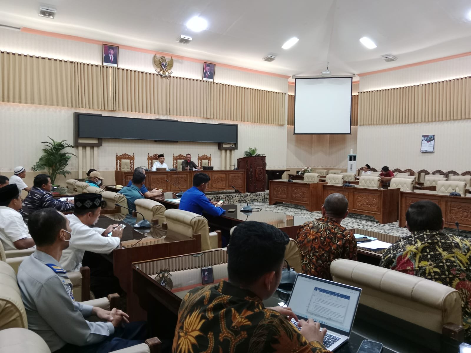 Korban KM Mutiara Timur I Hearing ke DPRD Banyuwangi, Butuh Kejelasan Ganti Rugi Pasca Insiden Laka 