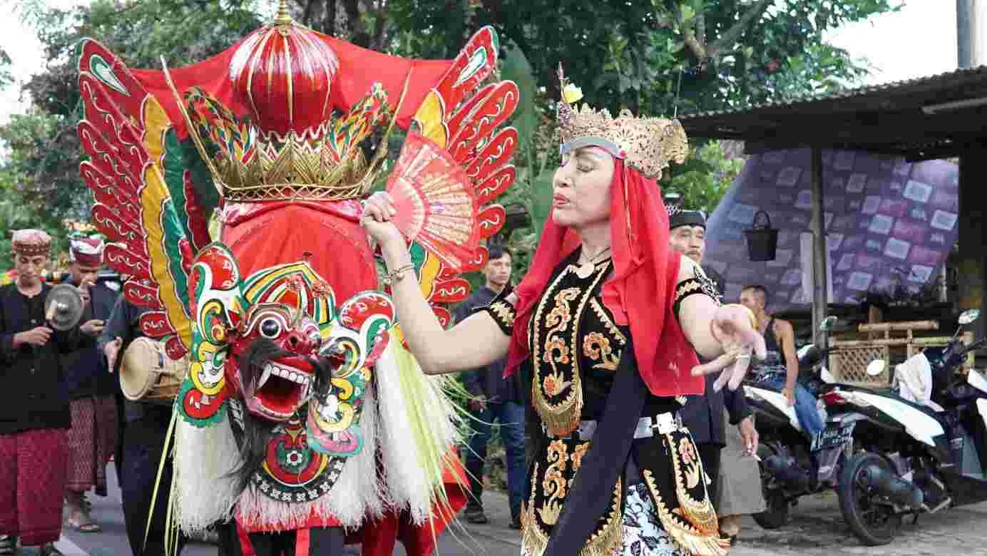Barong Ider Bumi, Ritual Suku Osing Ramaikan Lebaran di Banyuwangi