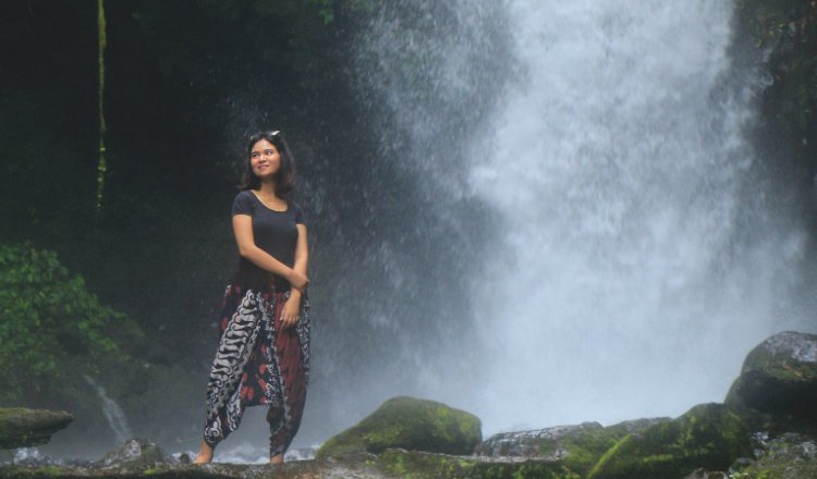 Kemolekan Air Terjun Telunjuk Raung Banyuwangi yang Bikin Pengunjung Betah