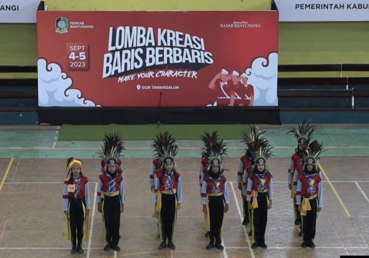Bentuk Karakter Murid Lewat Kreasi Baris Berbaris