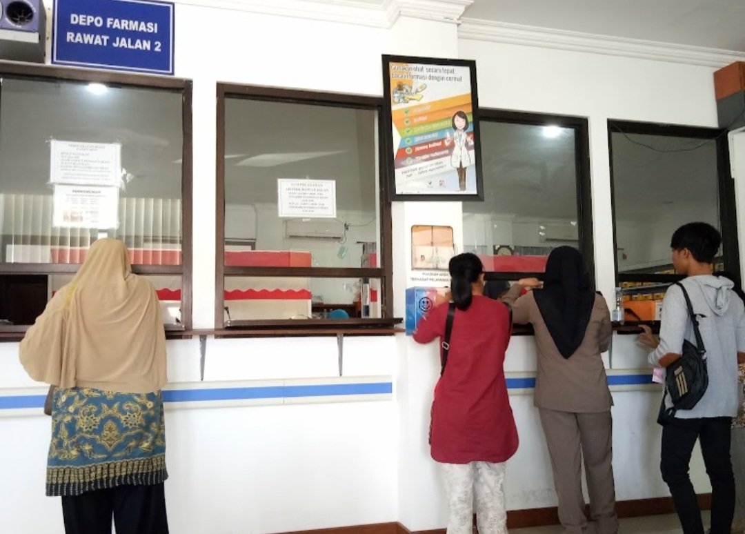 Pencegahan Komplikasi Kehamilan: Inovasi Layanan KB Modern di RSUD Blambangan