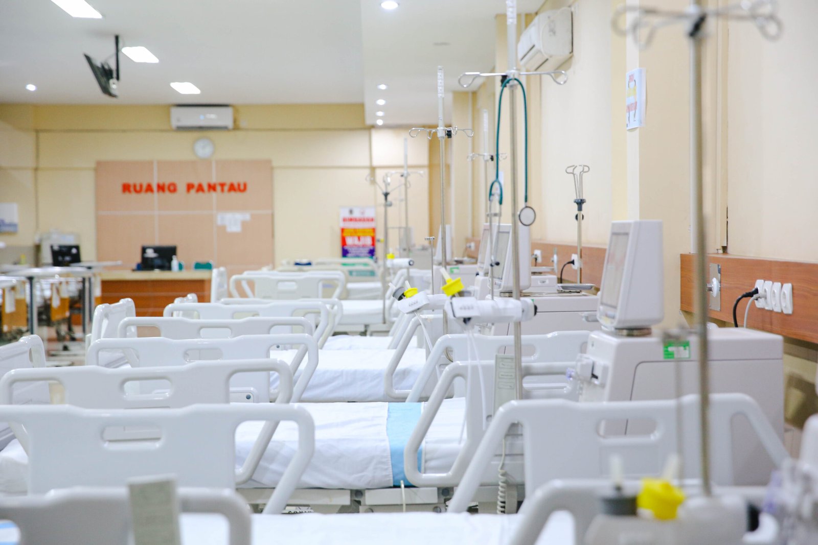 Perkembangan Unit Hemodialisis RSUD Blambangan, Atasi Penurunan Fungsi Ginjal dengan Alat Canggih 