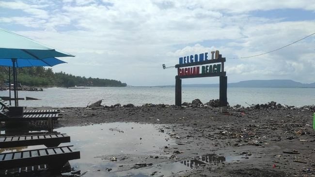 Mengenal Cacalan Pantai Tersejuk di Banyuwangi, Ongkos Masuk Hanya Perlu Bayar Parkir
